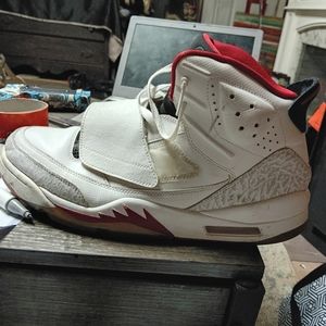 Air Jordan son of mars  size 12